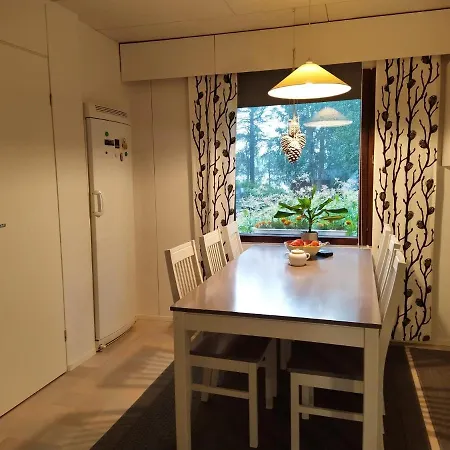 House Maentyniemi 度假居 *