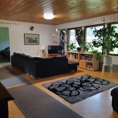 House Maentyniemi 霍萨